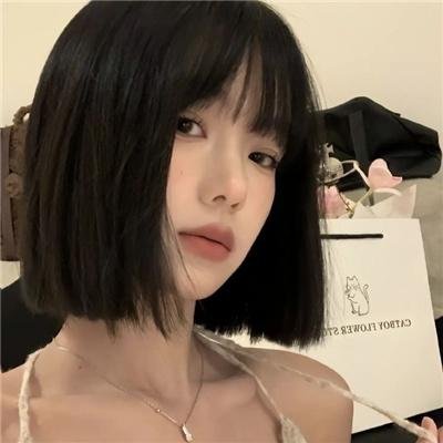 隔壁的吸血鬼美眉 海报